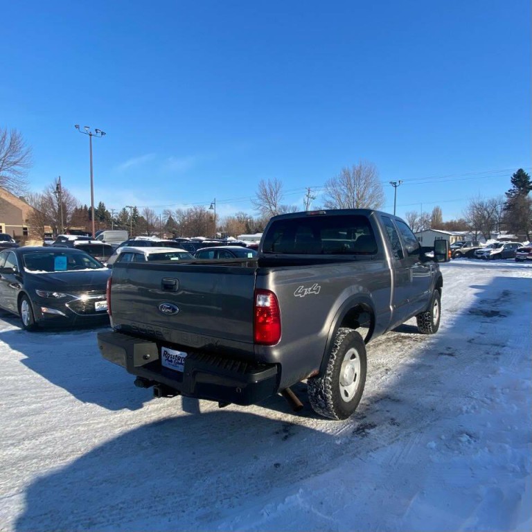 2010 Ford F-250 Image 6