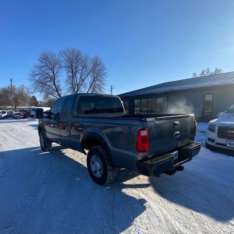 2010 Ford F-250 Image 8