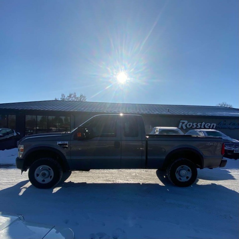 2010 Ford F-250 Image 9