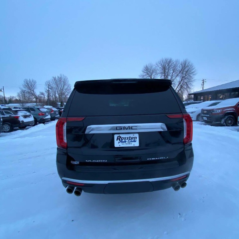2021 GMC Yukon Image 7