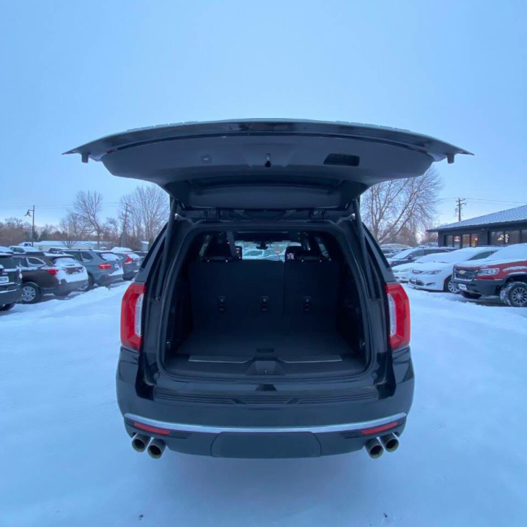 2021 GMC Yukon Image 10
