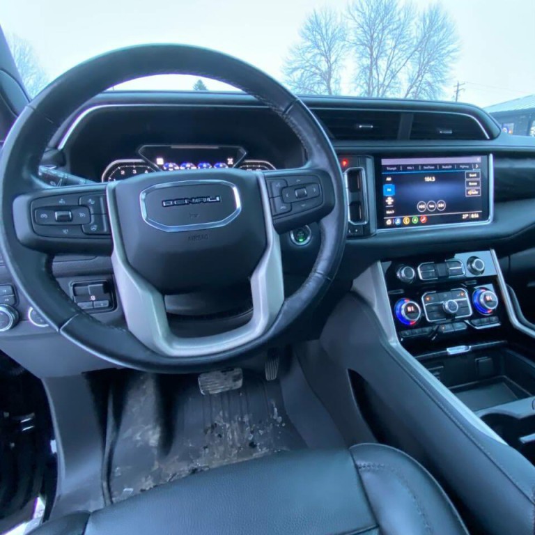 2021 GMC Yukon Image 18