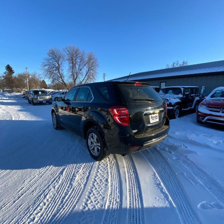 2017 Chevrolet Equinox Image 8