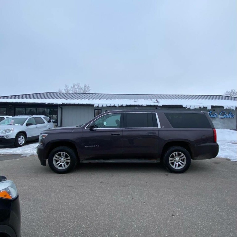 2015 Chevrolet Suburban Image 9