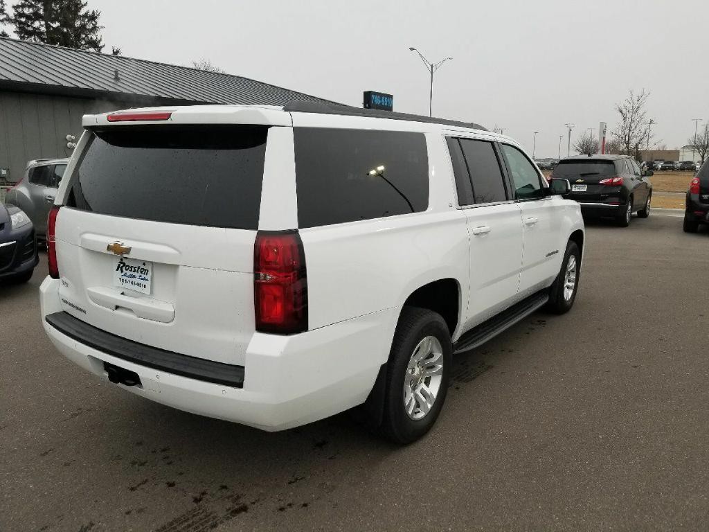 2018 Chevrolet Suburban Image 6
