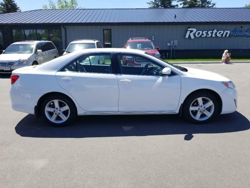2014 Toyota Camry Image 5