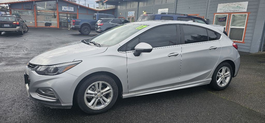 2017 Chevrolet Cruze Image 1
