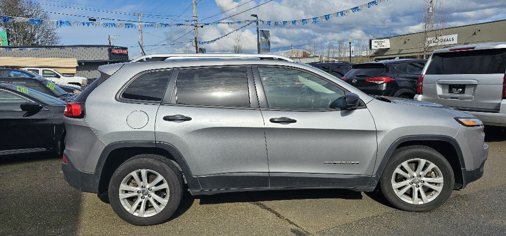2015 Jeep Cherokee Image 8