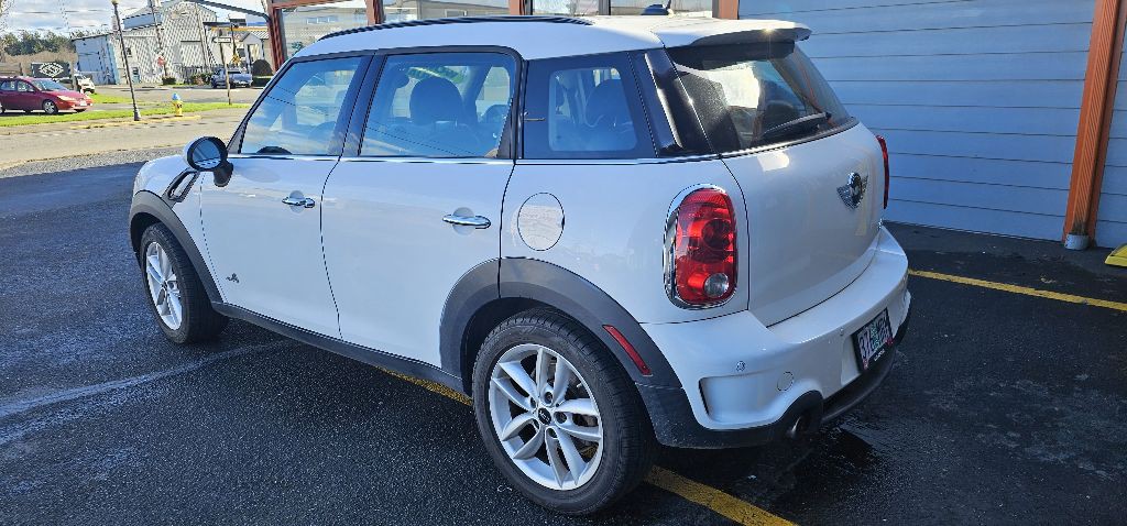 2012 MINI Cooper Image 3