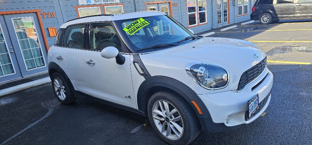 2012 MINI Cooper Image 5