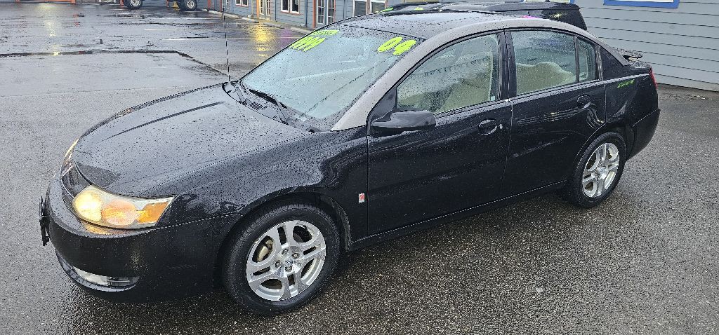 2004 Saturn ION Image 2