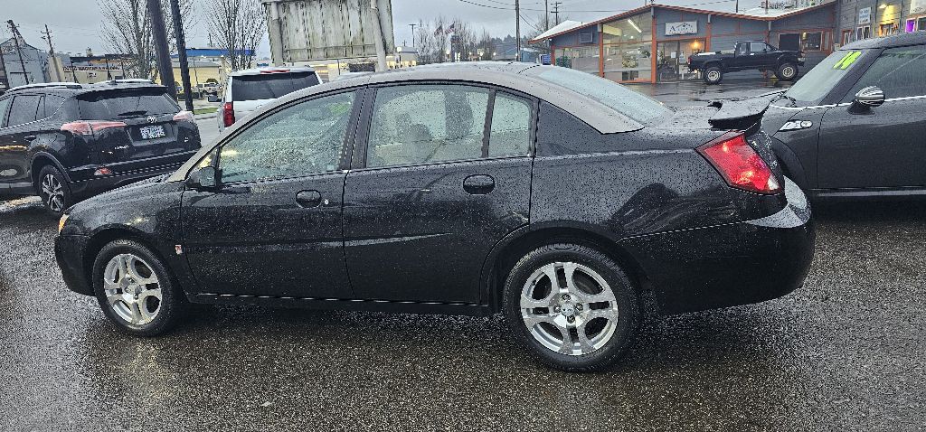 2004 Saturn ION Image 6