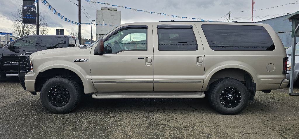2005 Ford Excursion Image 7