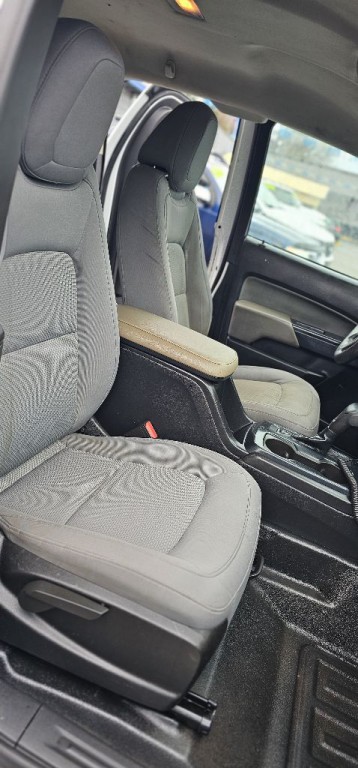 2016 Chevrolet Colorado Image 10