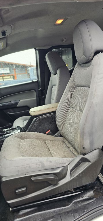 2016 Chevrolet Colorado Image 14