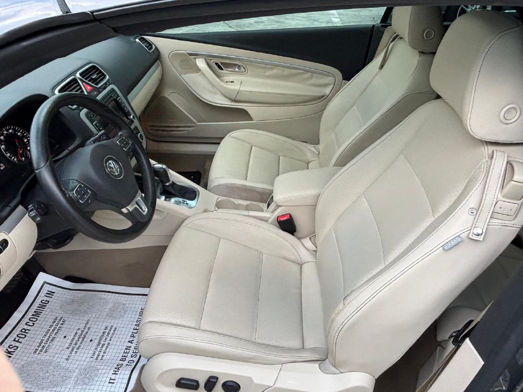2012 Volkswagen Eos Image 13