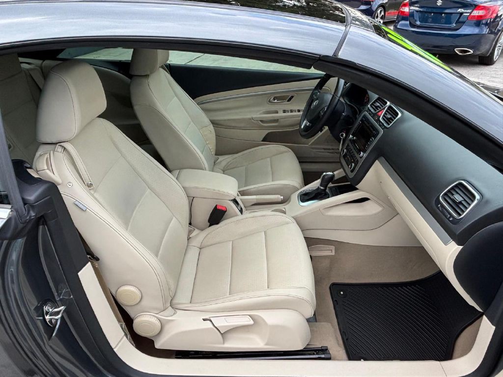 2012 Volkswagen Eos Image 16