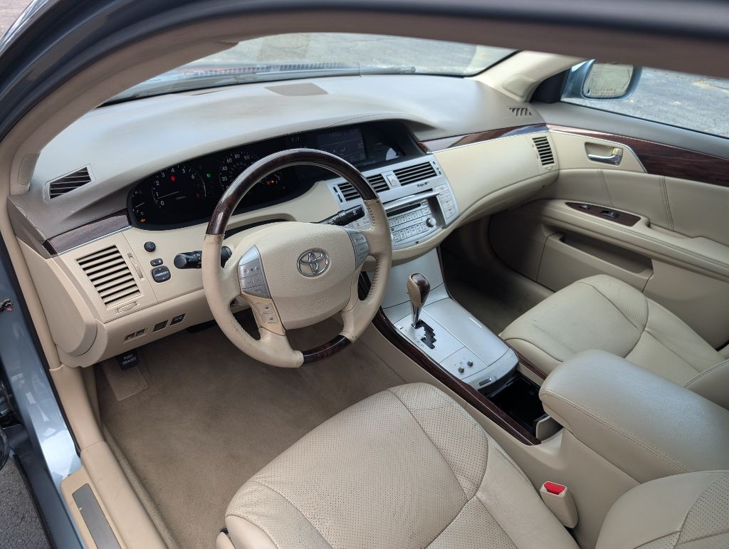 2008 Toyota Avalon Image 5