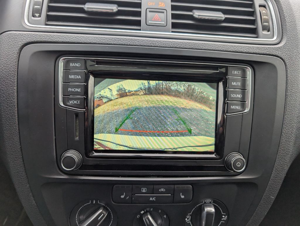 2017 Volkswagen Jetta Image 14