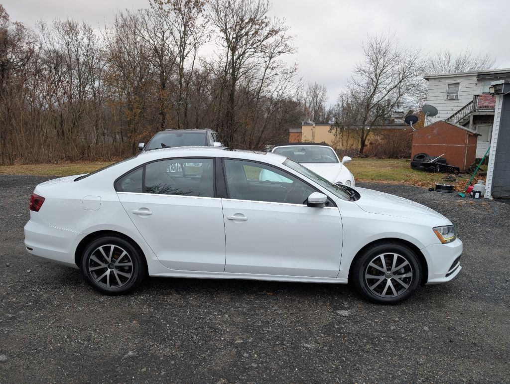 2017 Volkswagen Jetta Image 22