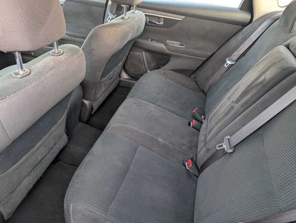 2014 Nissan Altima Image 8