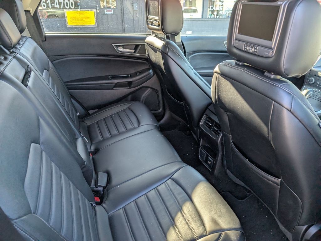 2015 Ford Edge Image 9