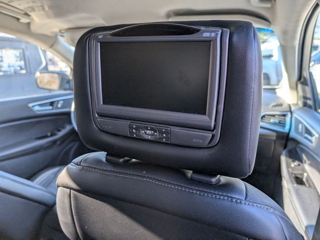 2015 Ford Edge Image 11