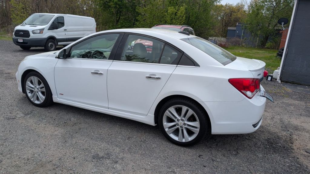 2015 Chevrolet Cruze Image 5