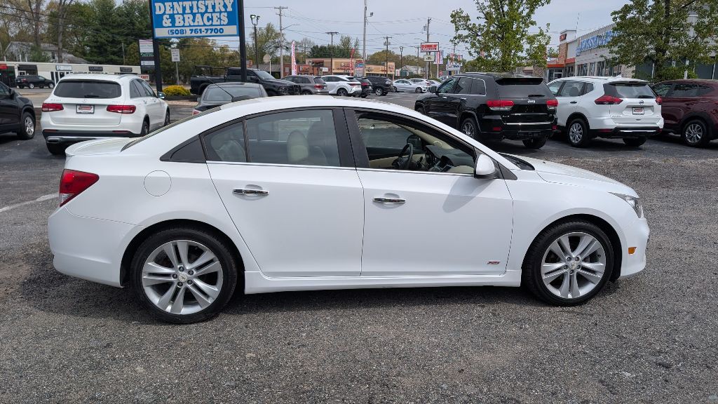 2015 Chevrolet Cruze Image 8