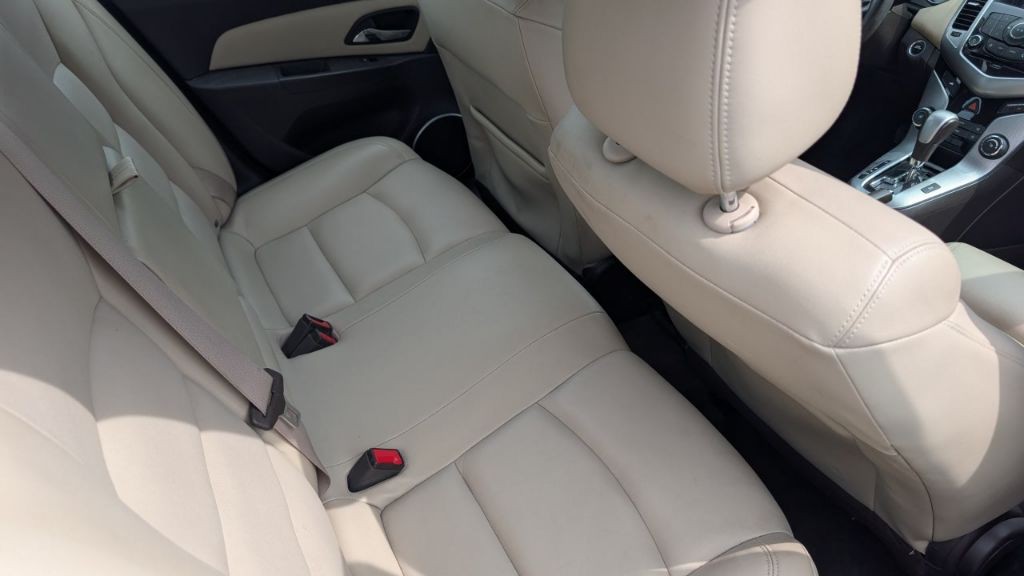2015 Chevrolet Cruze Image 10