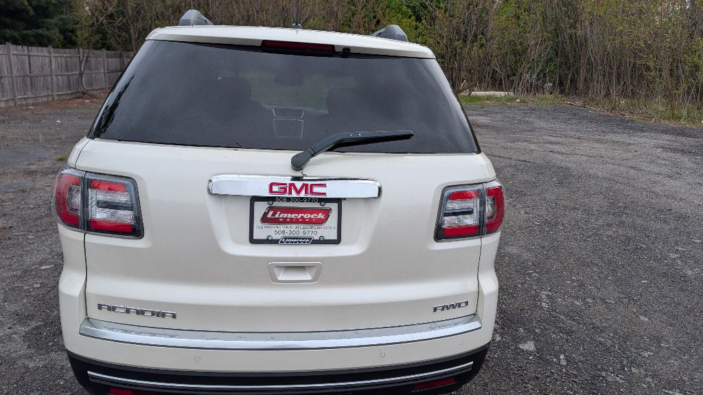 2015 GMC Acadia Image 7