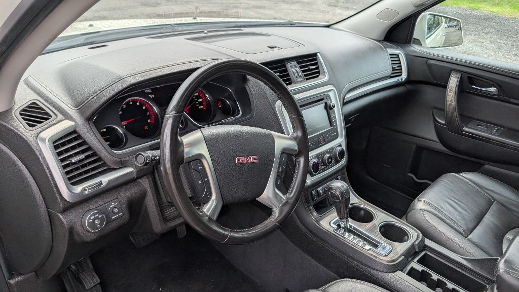 2015 GMC Acadia Image 17