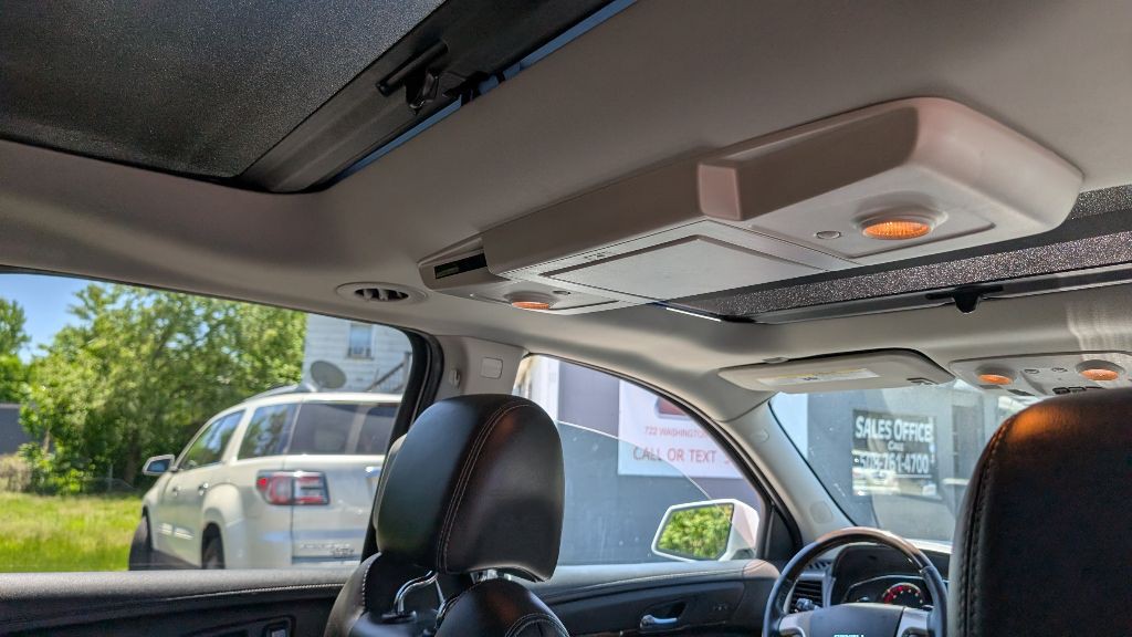 2016 GMC Acadia Image 11