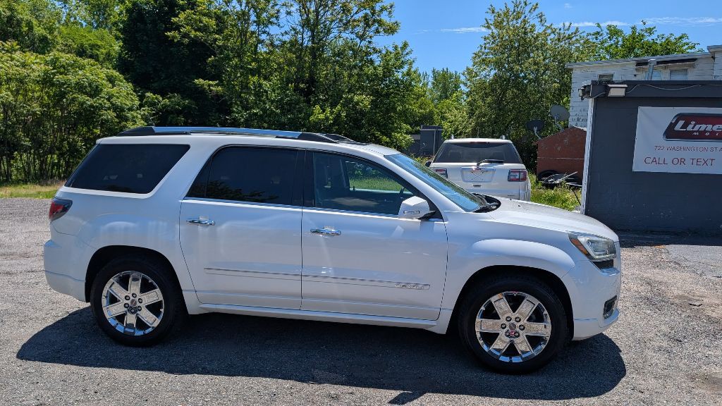 2016 GMC Acadia Image 2