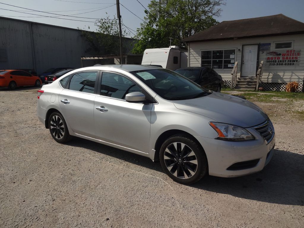 2014 Nissan Sentra Image 1