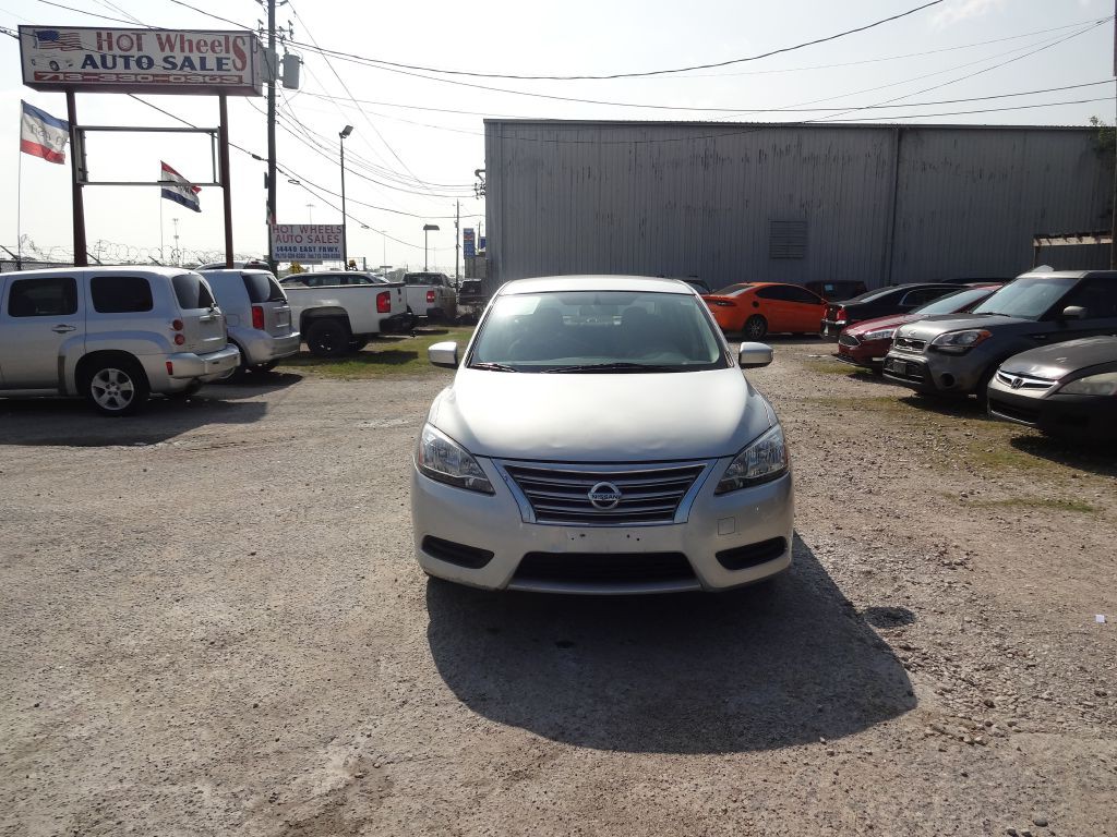 2014 Nissan Sentra Image 2