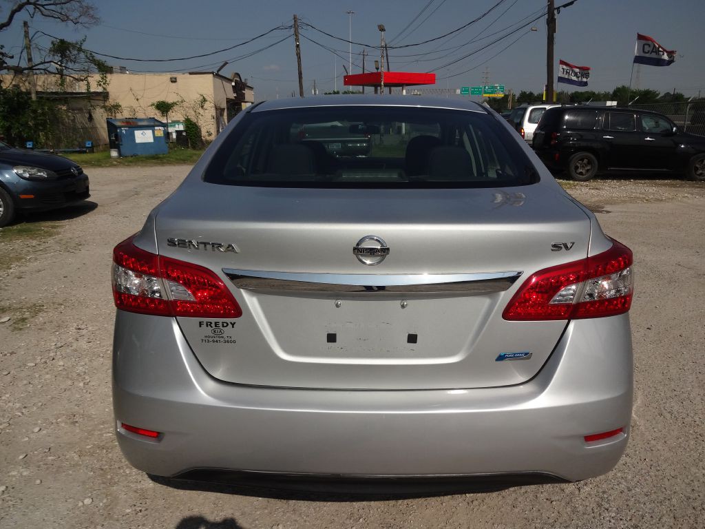 2014 Nissan Sentra Image 4