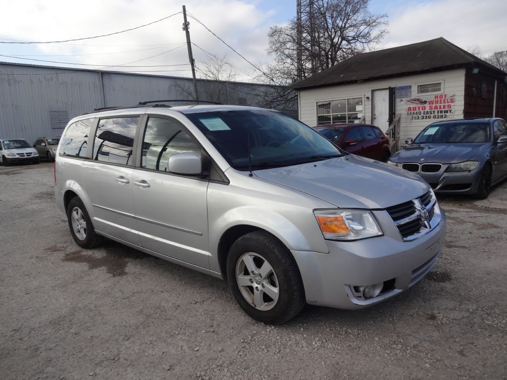 2010 Dodge Grand Caravan Image 1