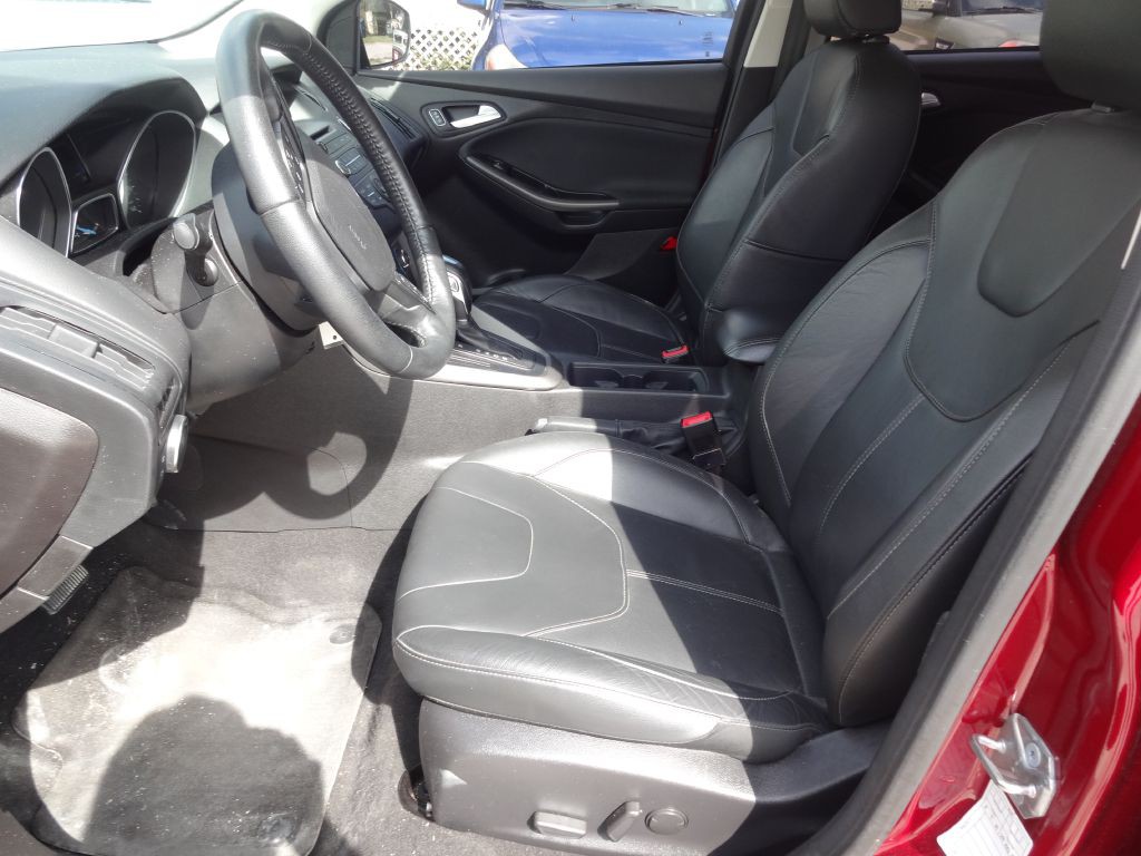 2016 Ford Focus Image 7