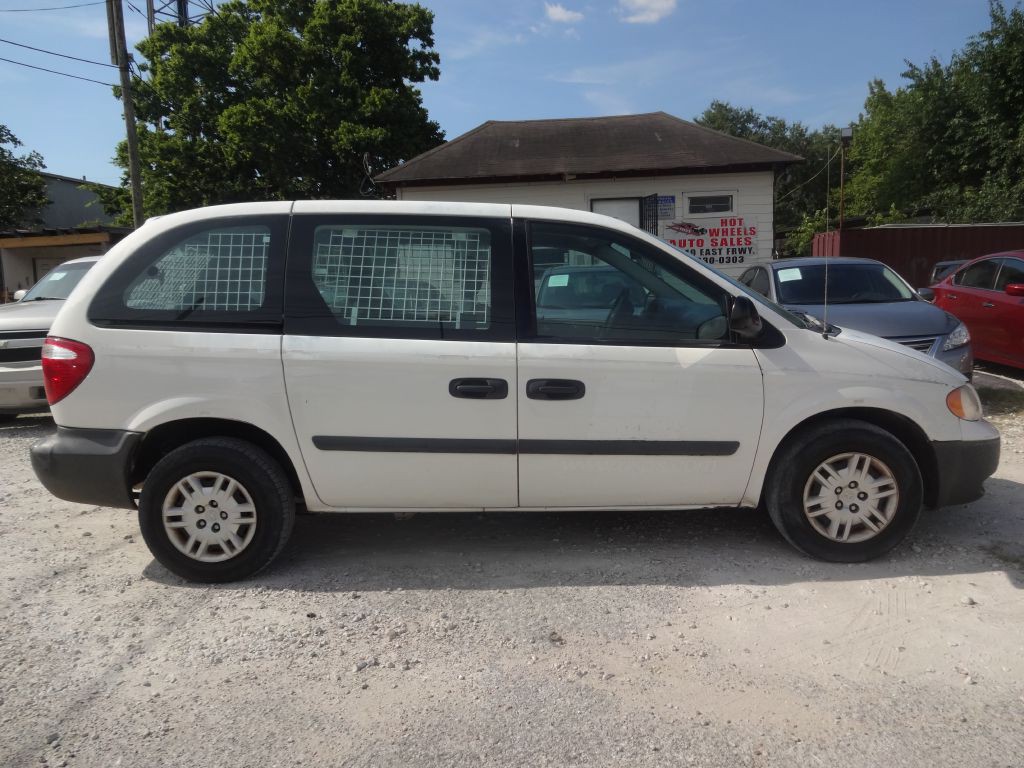 2006 Dodge Ram Van Image 2