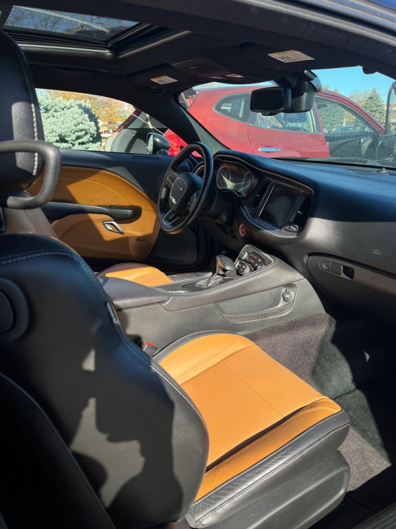 2019 Dodge Challenger Image 4