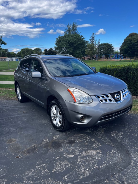2013 Nissan Rogue Image 1