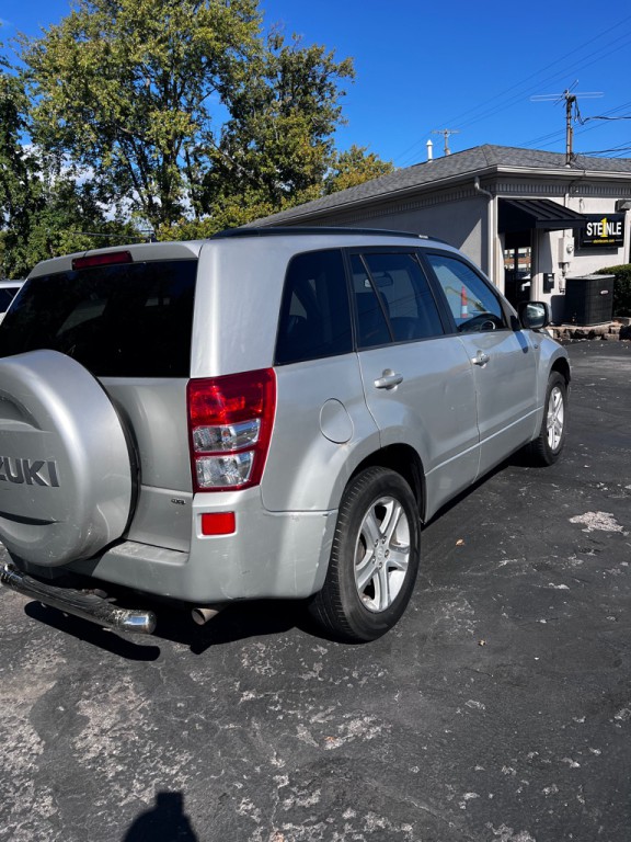 2008 Suzuki Grand Vitara Image 2