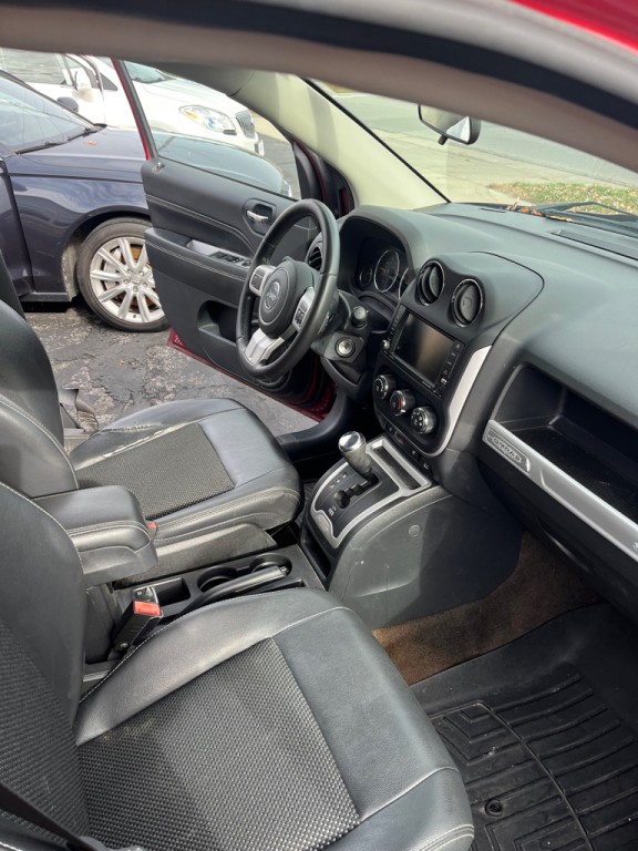 2015 Jeep Compass Image 2