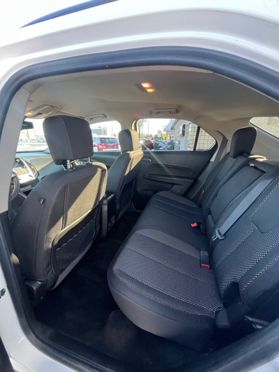 2017 Chevrolet Equinox Image 5