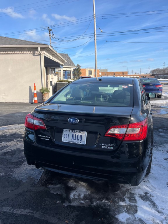 2015 Subaru Legacy Image 4