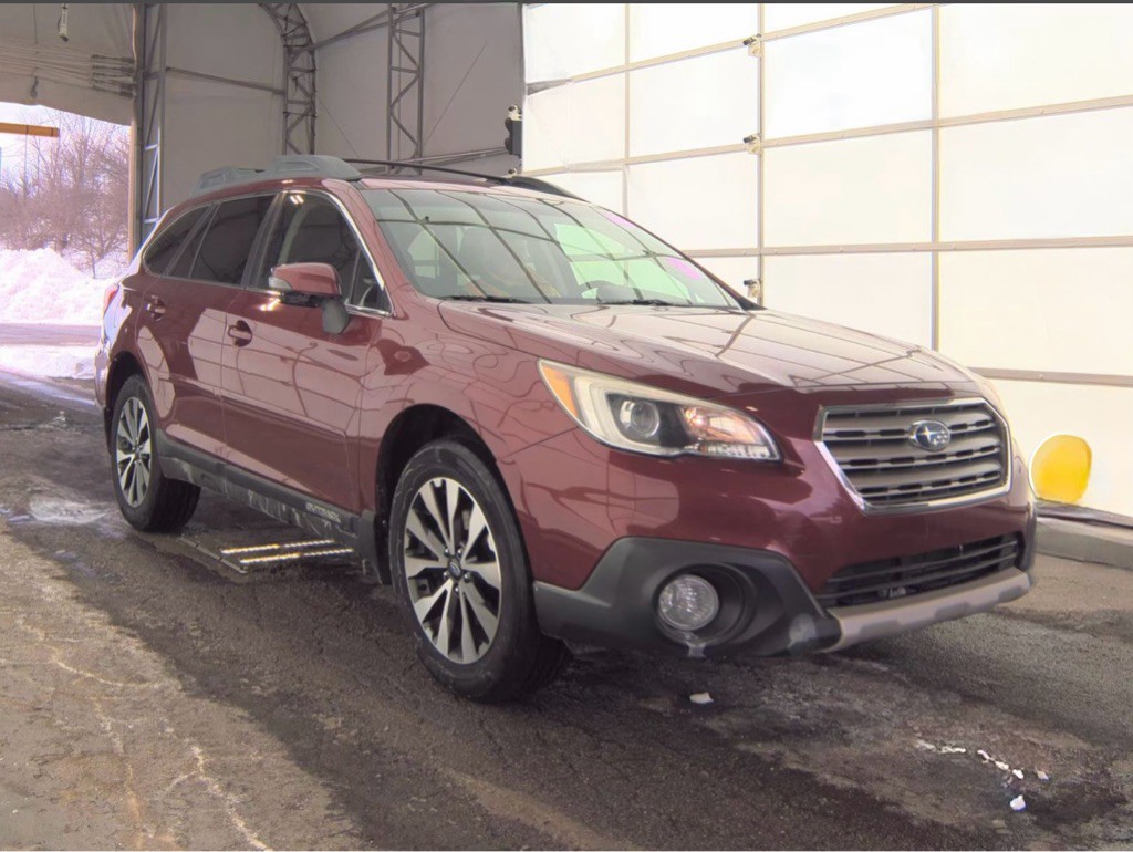2015 Subaru Outback Image 2
