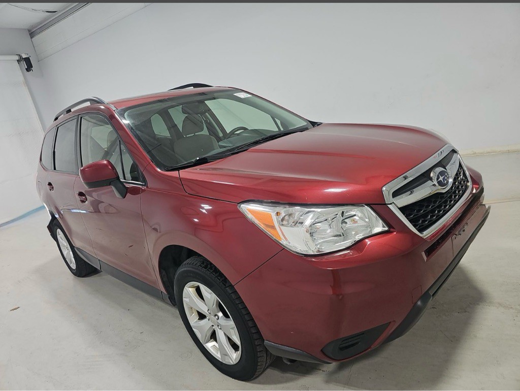 2016 Subaru Forester Image 2
