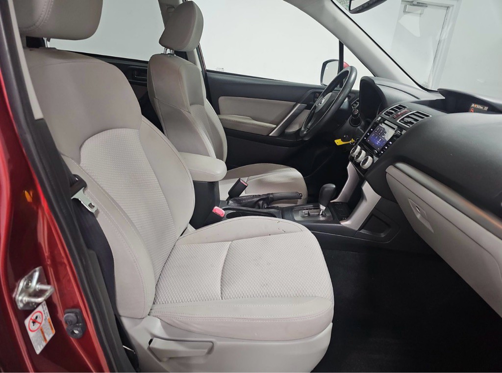2016 Subaru Forester Image 7