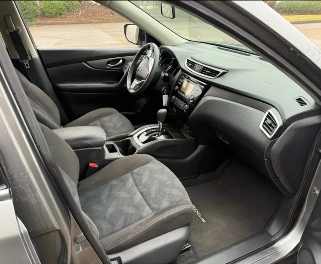 2015 Nissan Rogue Image 6